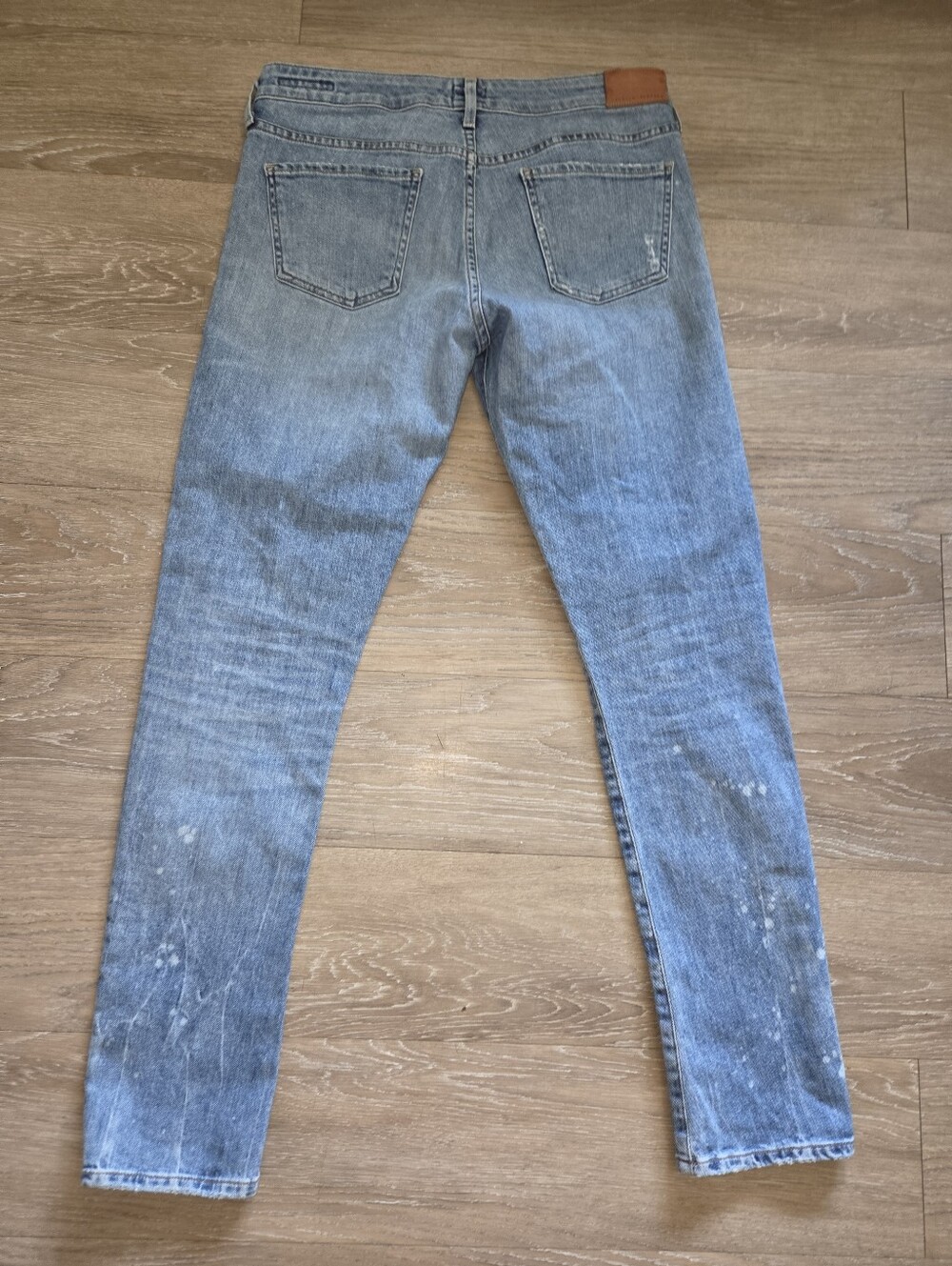Citizens Of Humanity Blue Skinny Jeans with Subtle Paint Detail Low Rise Sz 28